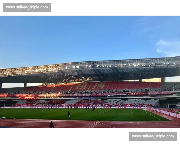 上港迎战浦和全场精彩录像回顾精彩瞬间与战术分析 上港迎战浦和全场精彩录像回顾精彩瞬间与战术分析